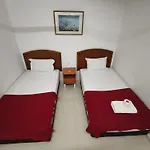 Kota Lodge Guest House